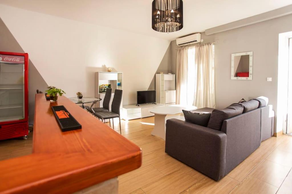 شقة Apartman Den,Rovinj Oaza U Centru Grada I Besplatnim Parkingom المظهر الخارجي الصورة